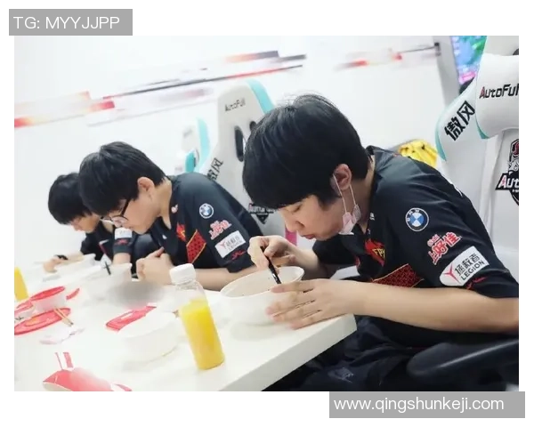 青年赛分析：FPX在关键时刻展现出卓越的心理素质与团队协作能力